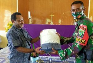 Satgas Yonif 403 Meriahkan Perayaan Paskah di Papua