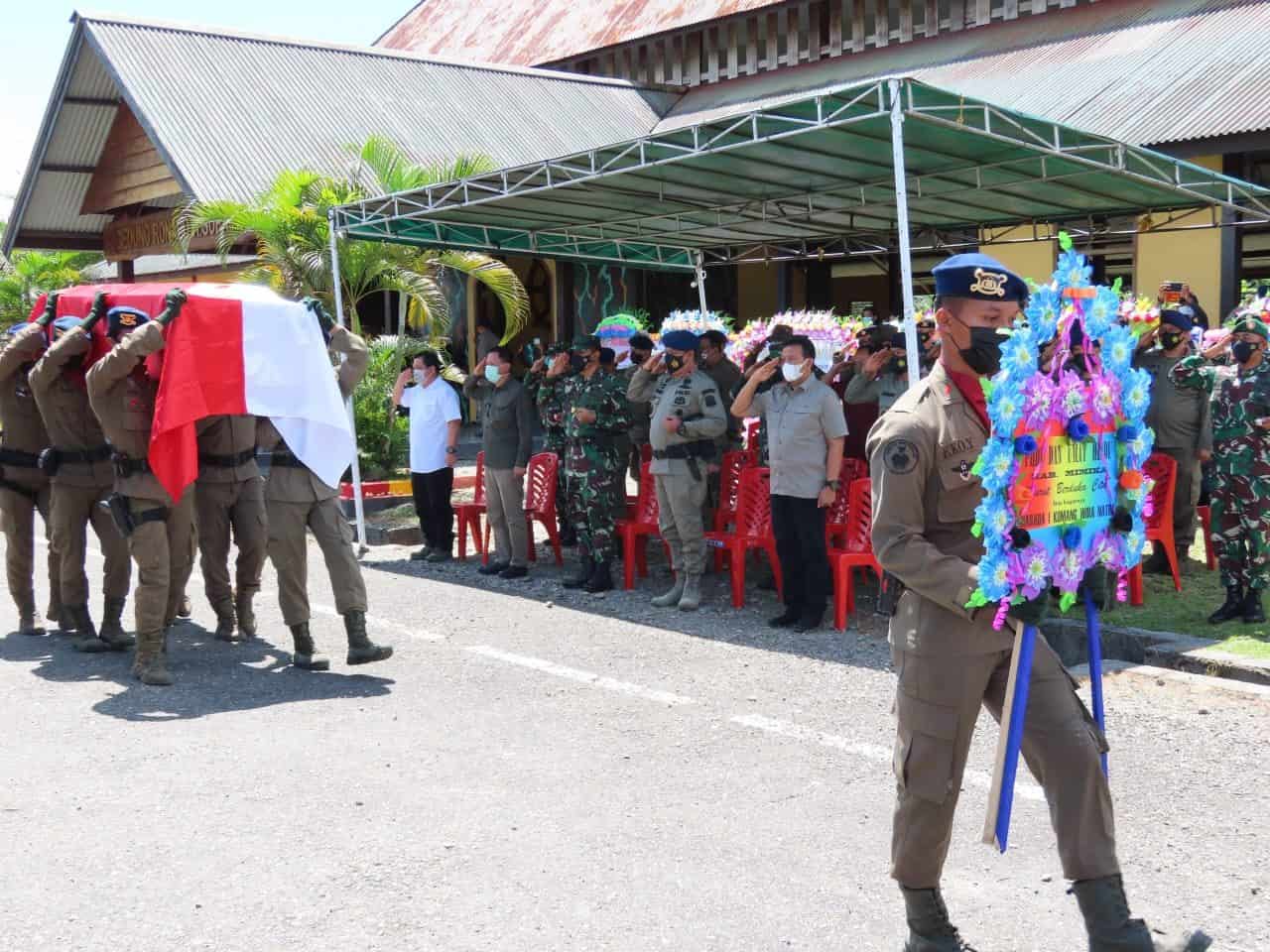 Dandim 1710 Hadiri Upacara Pengantaran dan Pemberangkatan Jenazah Almarhum Bharada I Komang Wira Natha