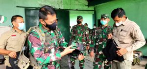 Kadislitbangad Pimpin Uji Terima Materiel Bekal Anti Peluru Untuk Melindungi Prajurit TNI