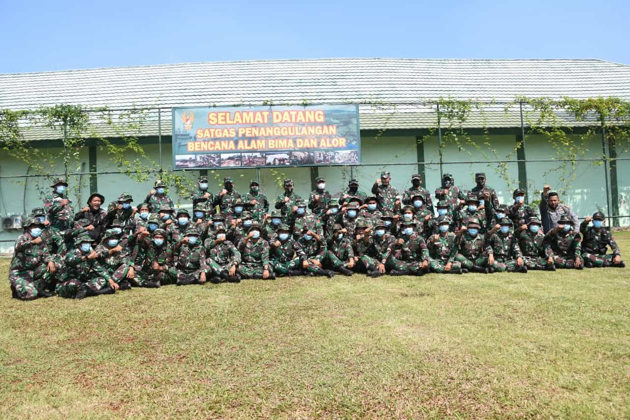 Wakasad Sambut Kedatangan Satgas Bencana Banjir Bandang Bima Dan Kepulauan Alor