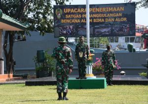 Wakasad Sambut Kedatangan Satgas Bencana Banjir Bandang Bima Dan Kepulauan Alor