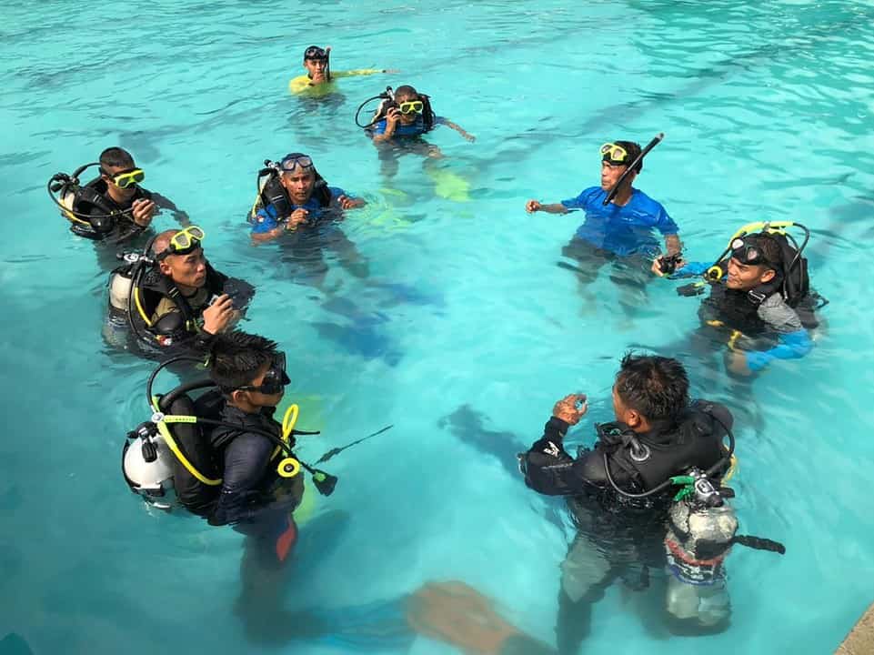 Pelatihan Dasar Scuba Diving Disjasad