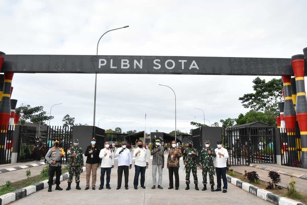Danrem 174 Merauke Dampingi Ketua Deputi Bidang Koordinator Pertahanan Negara Kemenkopolhukam Tinjau PLBN Sota