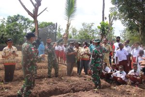 Semangat Hari Lahir Pancasila, Satgas Yonif 611 Tumbuhkan Kebersamaan Pada Siswa SD YPPK St. Petrus Bupul