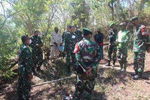 Tim Dalproggar TNI AD Kunjungi Satgas Yonarmed 6/3 di NTT