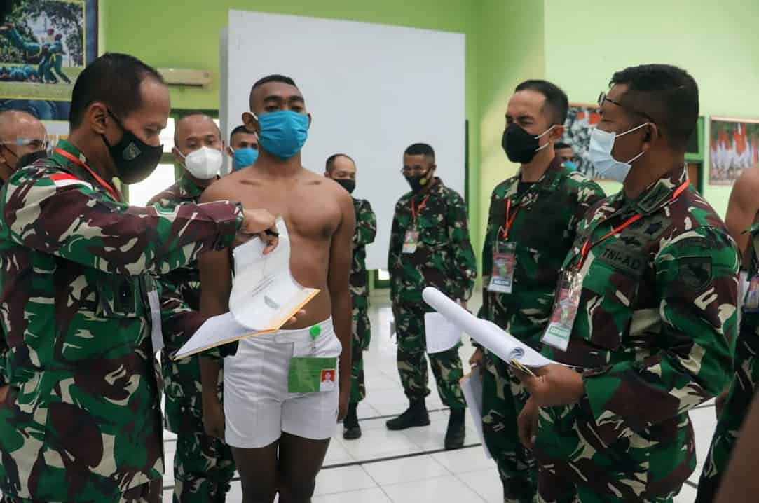 Pangdam XVII/Cenderawasih Pimpin Sidang Parade Calon Taruna Akmil TA 2021