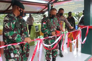 Pangdam XVII/Cenderawasih Serahkan Rumah Dinas Kesehatan Ke Pemda Kabupaten Intan Jaya dan Resmikan Lapangan Tembak Yonif 753/AVT