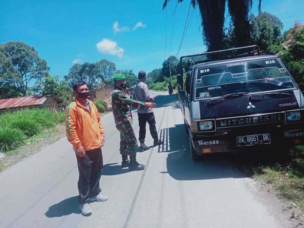 Babinsa Koramil 0206-07/ Salak Bersama Tim Posko PPKM dan Nakes Gelar 3T