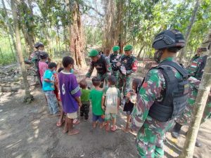 Satgas Yonif 512/QY Beri Motivasi Dan Bangkitkan Semangat Belajar Anak-Anak Perbatasan Papua