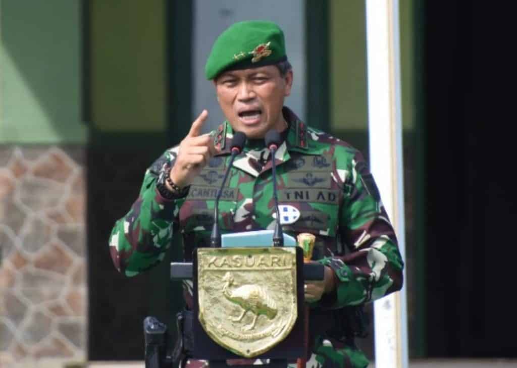 Pangdam XVIII/Kasuari Pimpin Serah Terima Jabatan Danyonif 761/KA