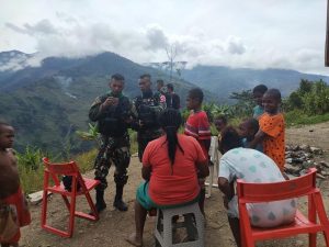 Peduli Generasi Muda Papua, Satgas Yonif RK 751/VJS Lakukan Pendekatan Hingga Pembekalan Secara Non Formal