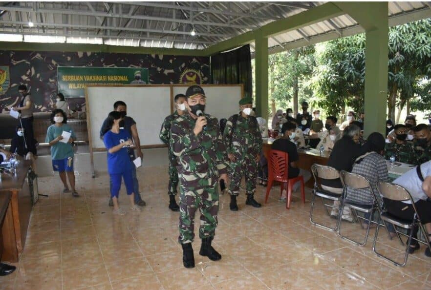 Dandim 0403/OKU Kontrol Langsung Serbuan Vaksinasi Nasional