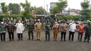 Go Babinsa, Kepedulian Korem 061/SK Salurkan Bantuan Kepada Warga Terdampak Covid – 19