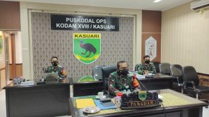 Pangdam XVIII/Kasuari Ikuti Rapat Dengan Panglima TNI Bahas Penanganan Covid-19