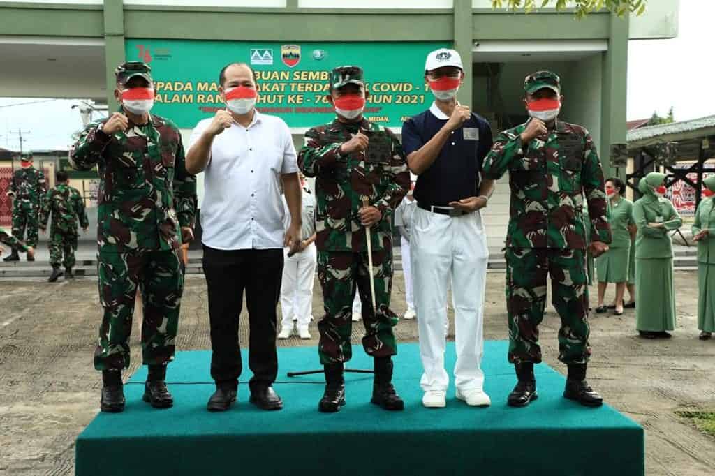 Meriahkan HUT ke-76 RI, Pangdam I/BB Salurkan 10.000 Paket Sembako Kepada Masyarakat Terdampak Covid-19