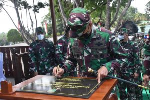 Resmikan Lapangan Tembak Pistol dan Ruang Puskodalops Kodam XVII/Cenderawasih, Pangdam Juga Ingatkan Agar Bijak Bermedia Sosial