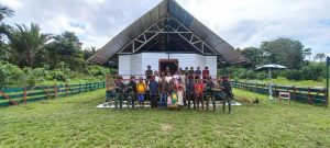 Satgas Yonmek 403 Perbaiki Gereja Santo Yohanes di Papua