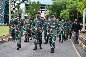 Pangdam XVIII/Kasuari Ingin Jadikan Prajuritnya Profesional dan Manunggal Dengan Rakyat