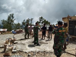 Tinjau Pompa Hidram, Dandim Alor Ajak Masyarakat Kerja Bersama Babinsa