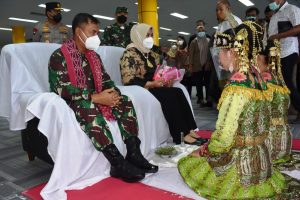 Danrem 152/Baabullah Bersama Forkopimda Sambut Kunker Perdana Pangdam XVI/Pattimura di Ternate