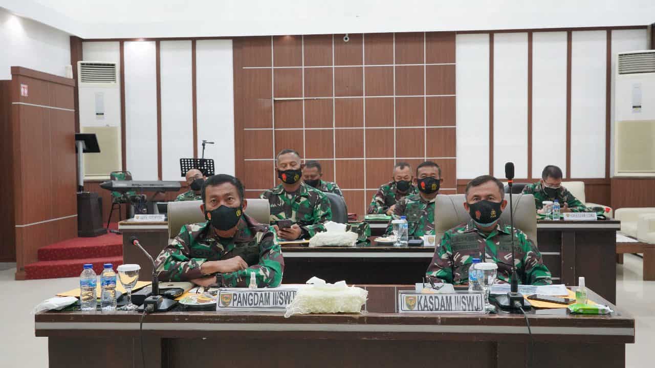 Pangdam II/Sriwijaya Vicon Dengan Panglima TNI Bahas Evaluasi Penanganan Covid – 19 dan Vaksinasi