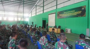 Hukum Divisi Infanteri 2 Kostrad Berikan Penyuluhan di Yonif PR 502/UY/18/2 Kostrad