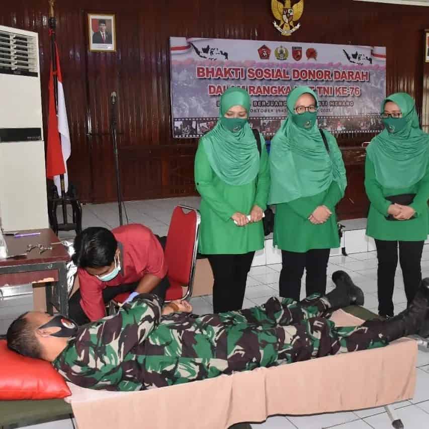 Korem 152/Baabullah Sambut HUT TNI ke-76 Dengan Menggelar Donor Darah