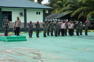 Pangdam XVIII/Kasuari dan Kapolda Papua Barat Pimpin Apel Gelar Pasukan Pengamanan Dalam Rangka Kunker Presiden Di Wilayah Sorong