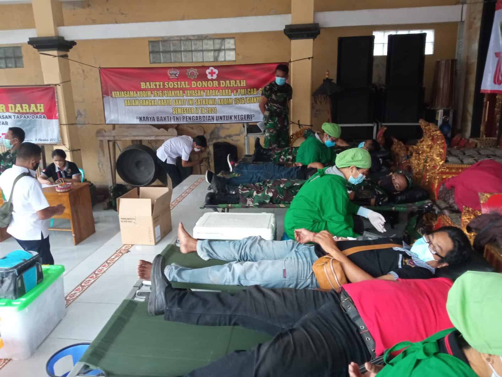 Bakti Sosial Donor Darah Kerjasama Kodim 1616/Gianyar Bersama Yayasan Tapak Dara dan PMI