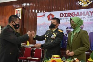 Danrem dan Personel Korem 152/Baabullah Ikuti Upacara Peringatan HUT Ke – 76 TNI Secara Virtual