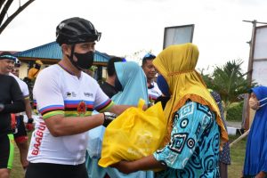 Tour de Halmahera Etape Jailolo – Sofifi Dalam Rangka HUT ke -76 TNI Sukses Digelar