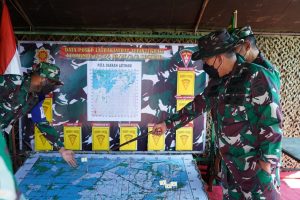 Pangdivif 2 Kostrad Tinjau Latbakjatratnis Satuan Armed di Puslatpur Marinir Situbondo