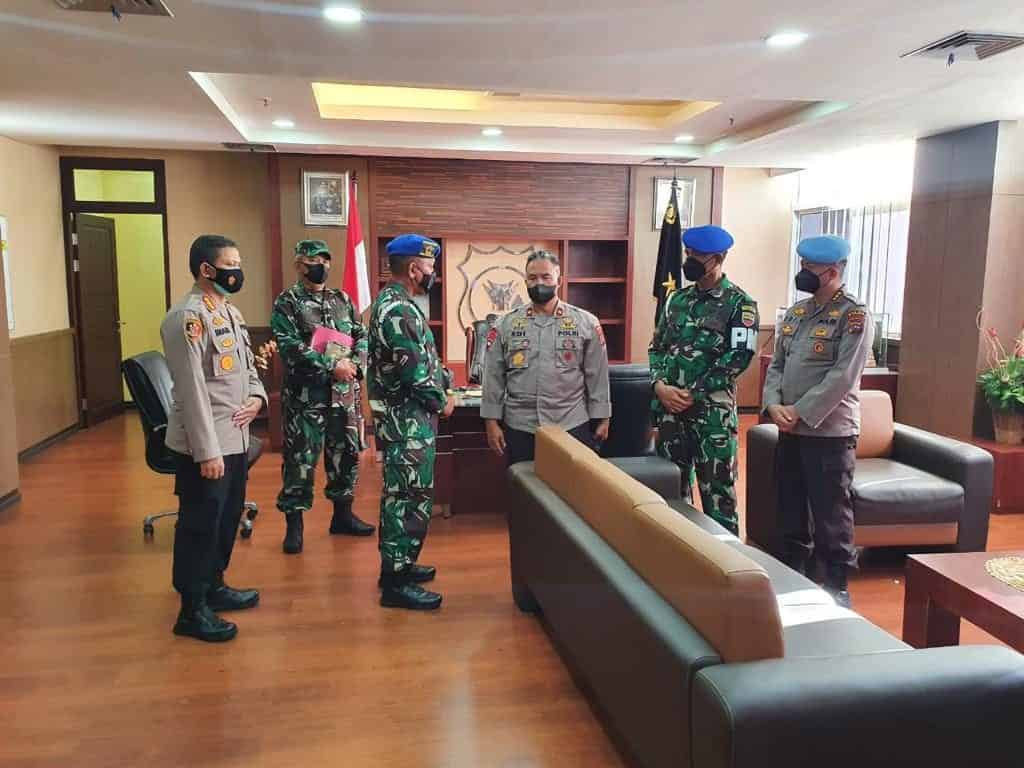 Perkuat Soliditas dan Sinergitas TNI-Polri, Danpomdam I/BB Silaturahmi Dengan Polda Sumbar