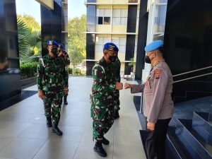 Perkuat Soliditas dan Sinergitas TNI-Polri, Danpomdam I/BB Silaturahmi Dengan Polda Sumbar