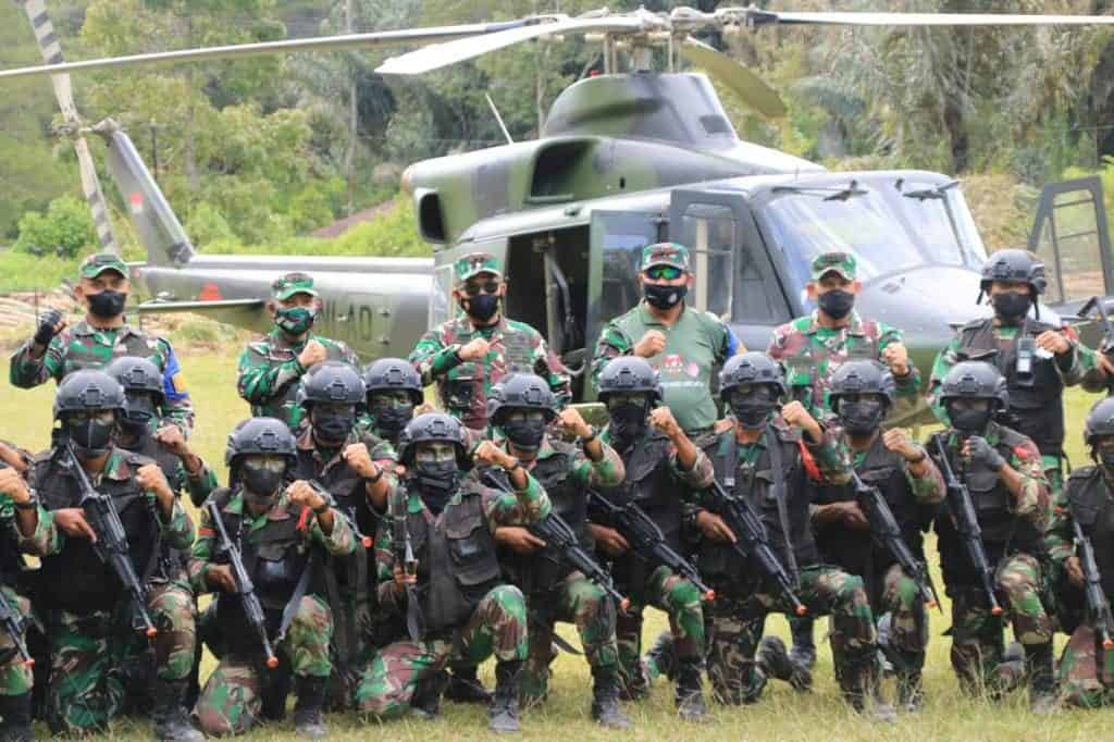 Persiapan Puncak Latihan YTP R-100/PS, Pangdam I/BB dan Danpuslatpur Tinjau Latihan Dengan Helikopter