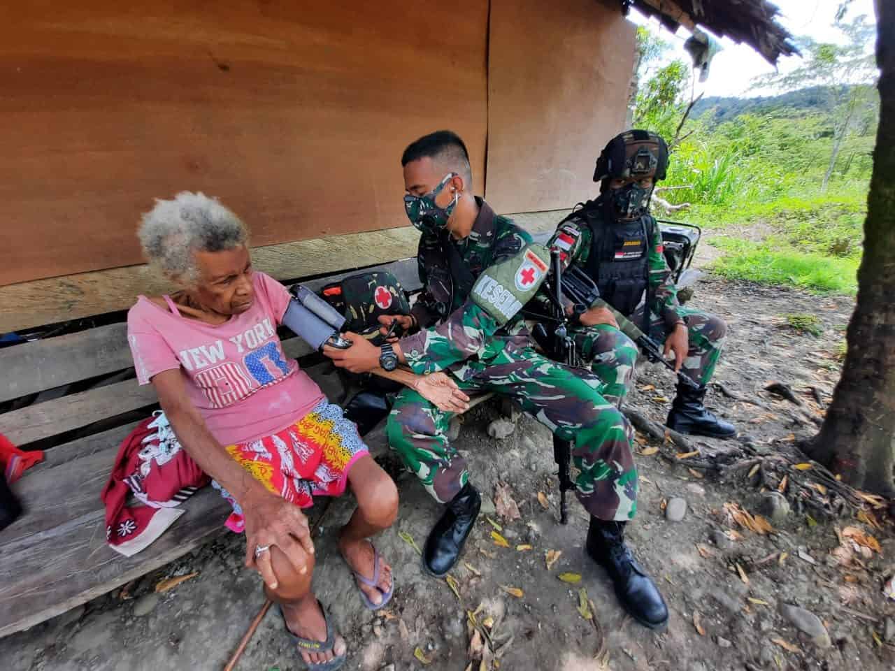 Pelayanan Kesehatan dari TNI Untuk Masyarakat, Di Tapal Batas Papua