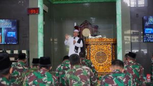 Prajurit dan PNS Kodam II/Sriwijaya Peringati Maulid Nabi Muhammad SAW TH 1443 H