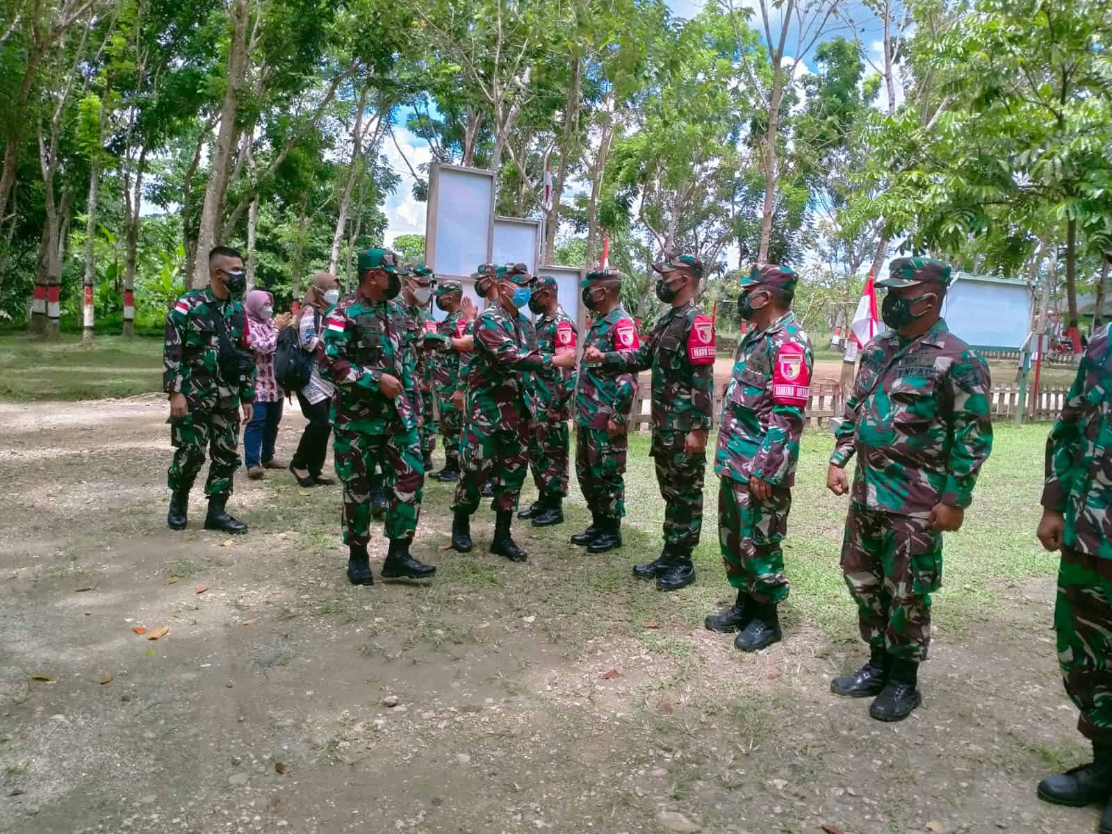 Dansatgas Yonif 512/QY Terima Kunjungan Lembaga Eijkman Di Perbatasan Papua