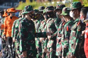 TNI dan Instansi Pemerintah Daerah Maluku Utara Gelar Latihan Penanggulangan Bencana Alam