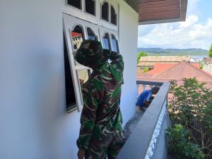 Karya Bakti Pos 3 Tuhaha Satgas Batalyon Arhanud 11/WBY Bersama Warga