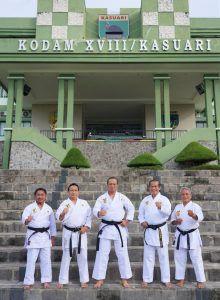 1092 Prajurit Kodam Kasuari Ujian Naik Sabuk Hitam Karate, Rekor Terbanyak