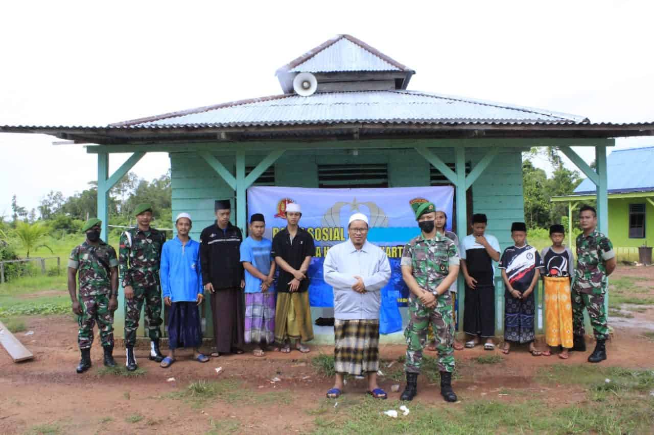 Sambut hari Juang TNI AD, Yonif 757/GV Berbagi Kasih di Pondok Pesantren Neto Distrik Kurik Papua