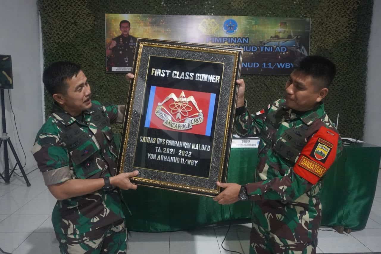 Dirsen Pussenarhanud Kodiklatad Kunjungi Pos Kotis Satgas Kodim Maluku Yonarhanud 11/WBY