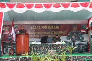 Buka Pembekalan Personel Satuan BKO Apter Gelombang III, Pangdam XVII/Cenderawasih : Koramil Harus Lebih Humanis