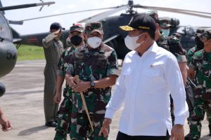 Wamenhan RI dan Wakasad Kunjungi Skadron 11/Serbu Lanumad, Serah Terima Halikopter Sekaligus Tinjau Alutsista