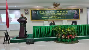 Pamasis dan Mahasiswa STHM Ikuti Kuliah Umum Jampidmil