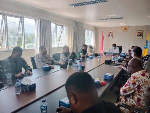 TNI-Polri Bersama Forkopimda Lapago Selesaikan Konflik Masyarakat Wamena