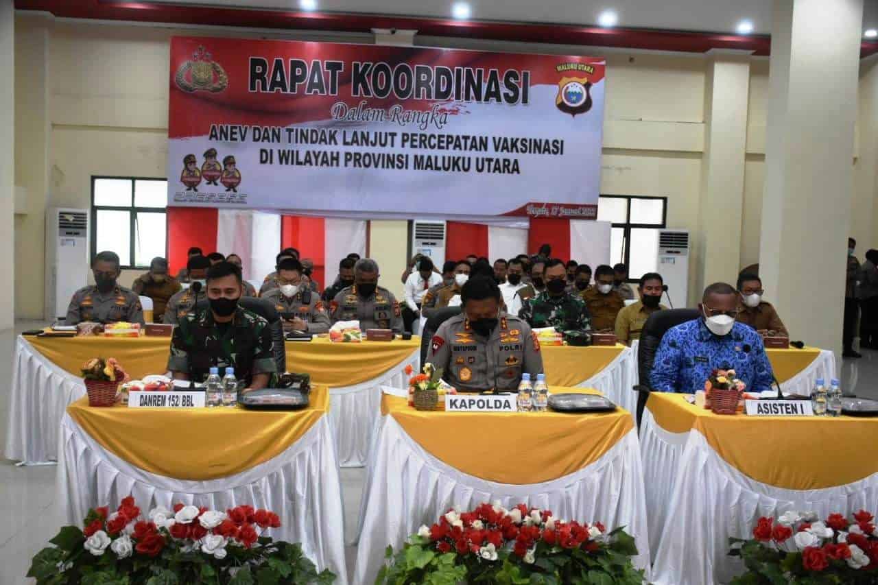 Danrem 152/Bbl Hadiri Rakor Percepatan Vaksinasi di Provinsi Maluku Utara