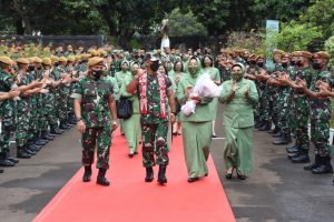 Resimen Arhanud 1/F dan Yonarhanud 10/ABC Menerima Kunjungan Kerja Pangdam Jaya