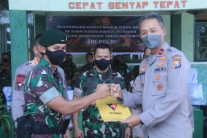 Sinergitas TNI Polri, Satbrimob Polda Malut Silaturahmi ke Markas Yonif 732/Banau